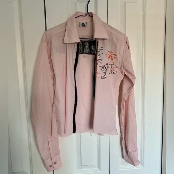 Dolce&Gabbana light pink logo shirt with a zip size Medium - Picture 2 of 8